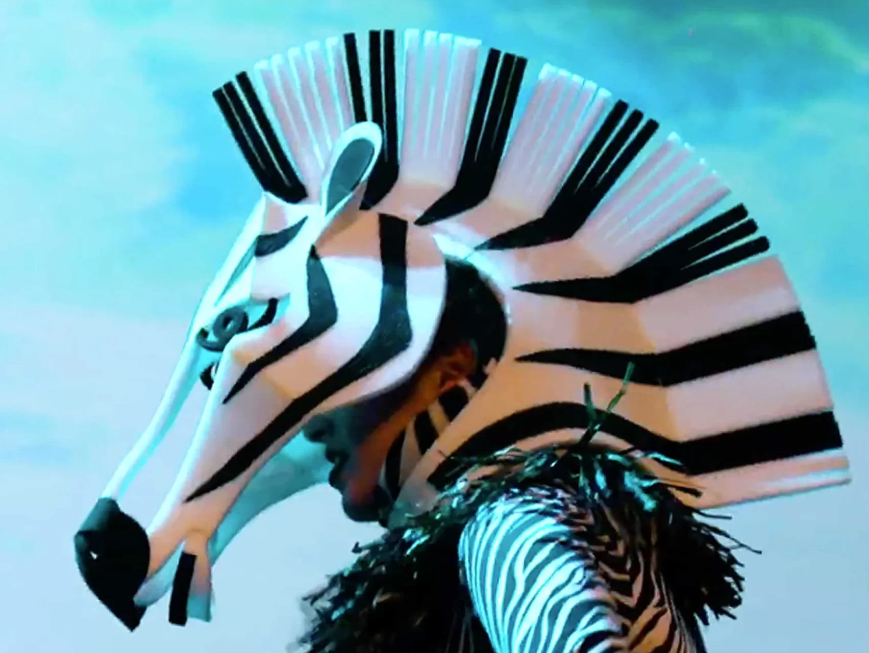 Disfarce de Zebra: Surpreenda com essa Fantasia Animal Exclusiva!